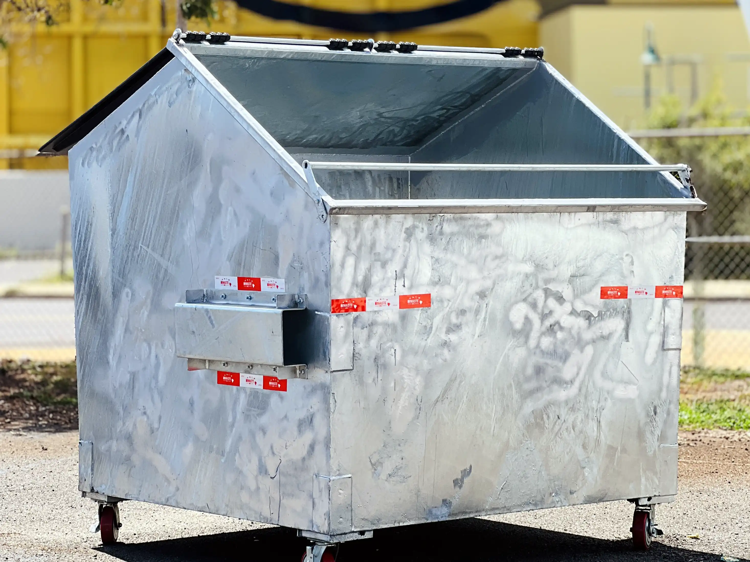 6-Yard Front Load Dumpster For Sale In Hawaii