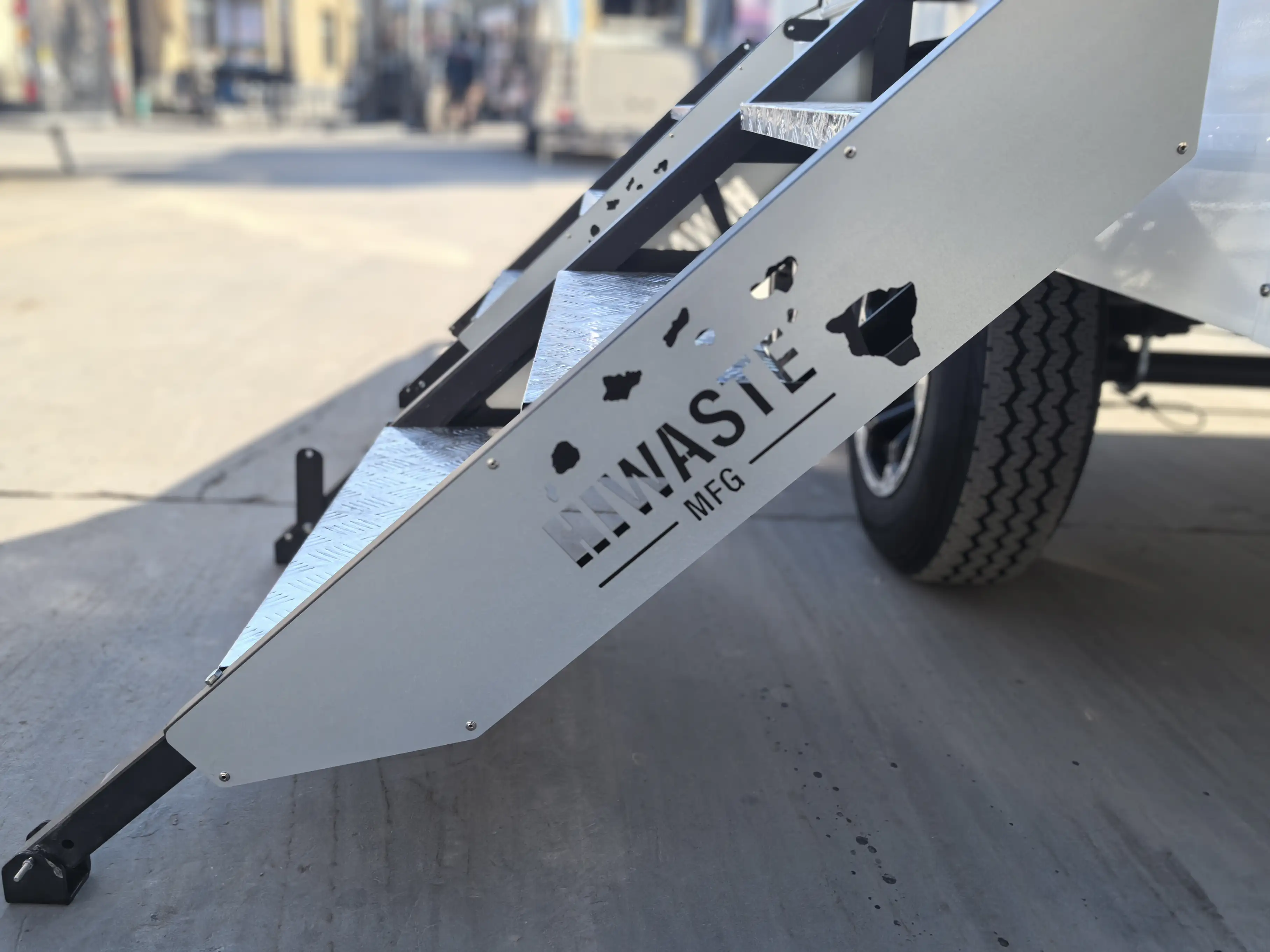 2-Stall Trailer Toilet For Sale In Hawaii