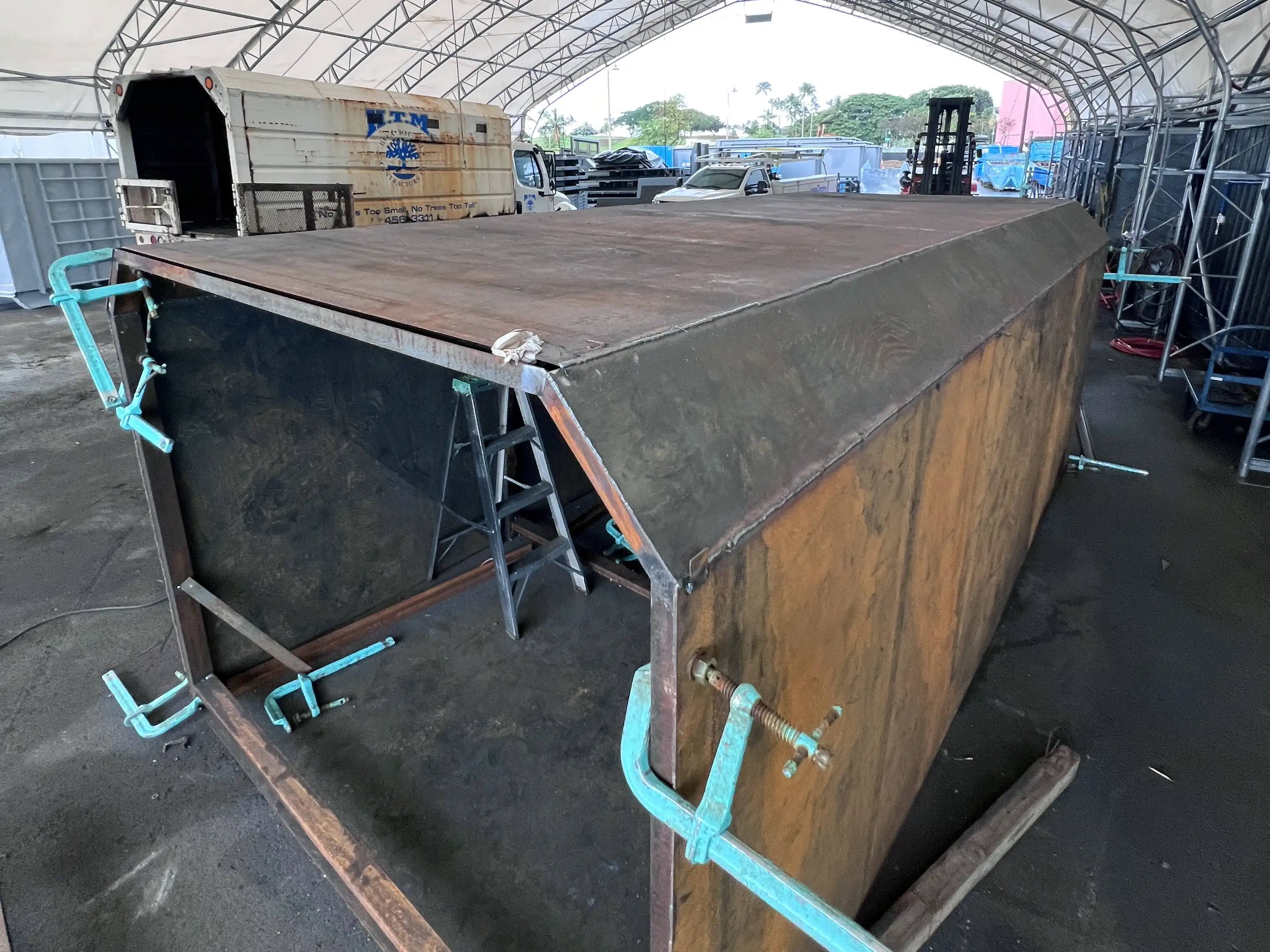 Dumpster and Equipment Repair Services on Oahu