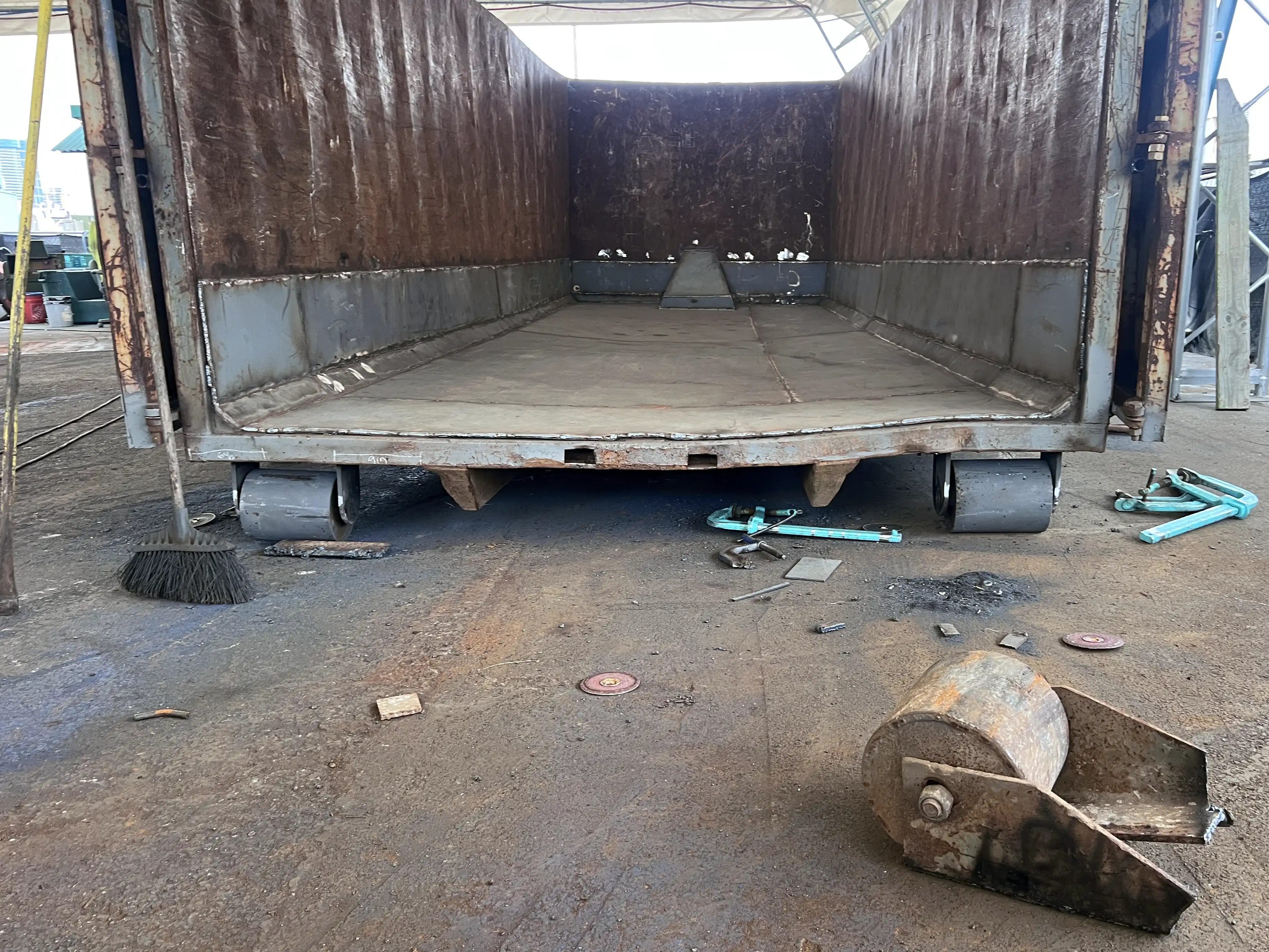 Dumpster and Equipment Repair Services on Oahu