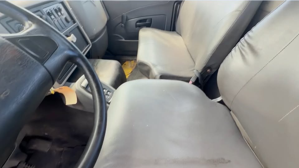 Driver and passenger seats in the 2011 International cab