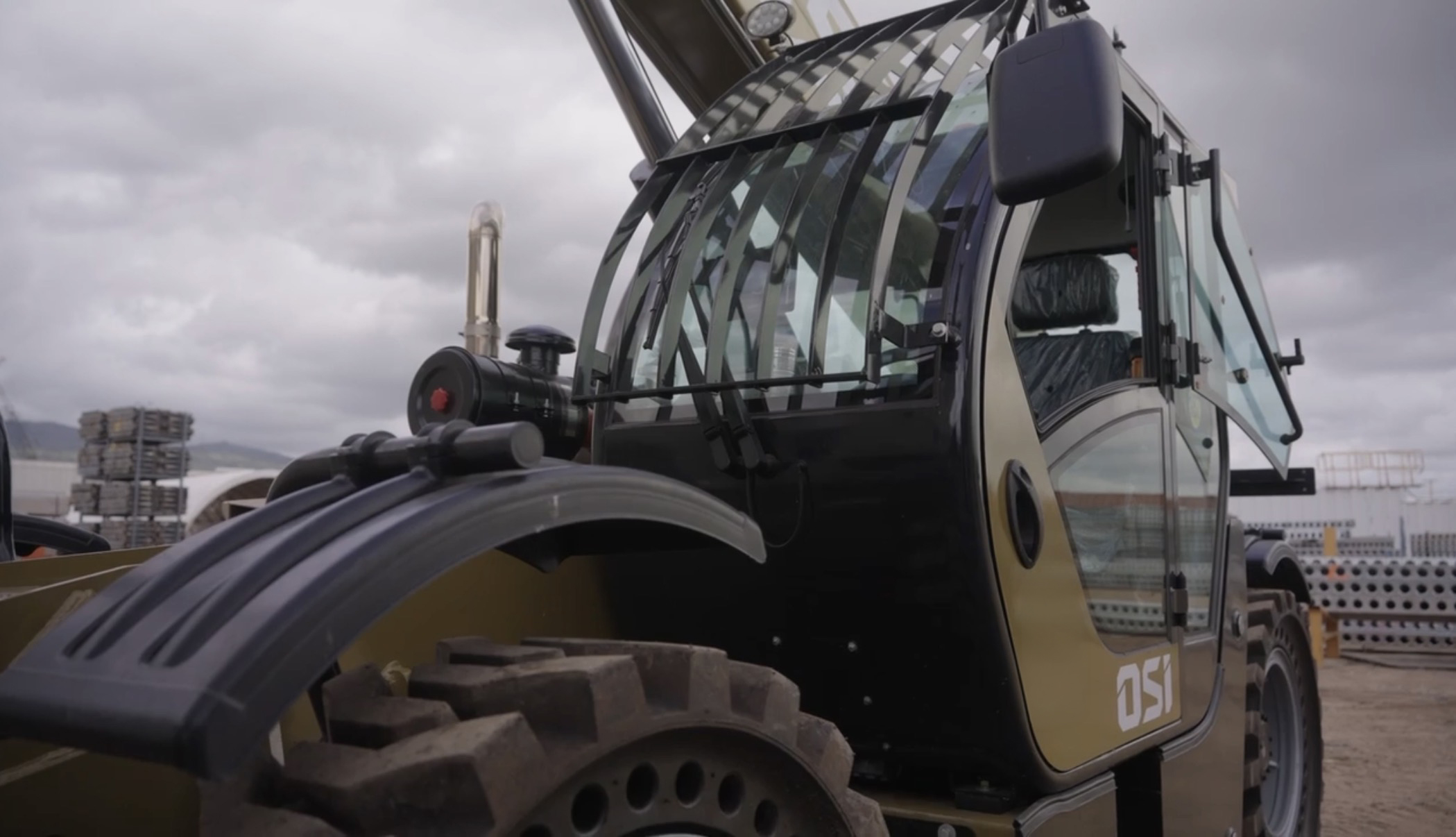 OSI telehandler cab and boom detail