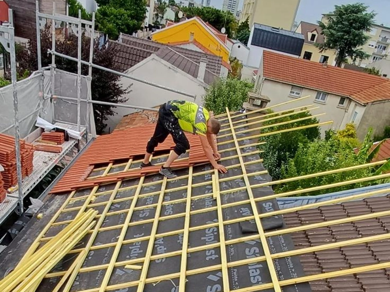 Pose de tuiles neuves