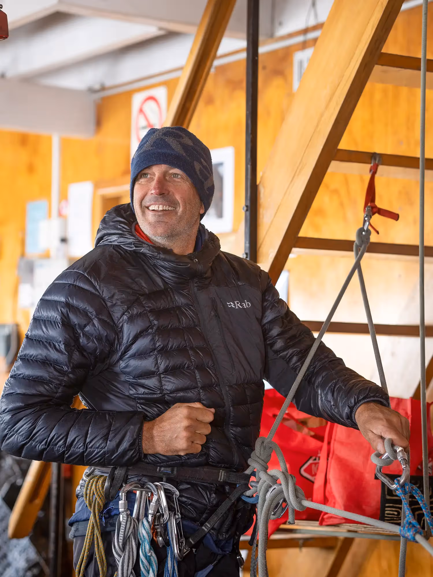 Guide Jamie Robertson