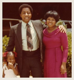 About Section 4 Image Middle