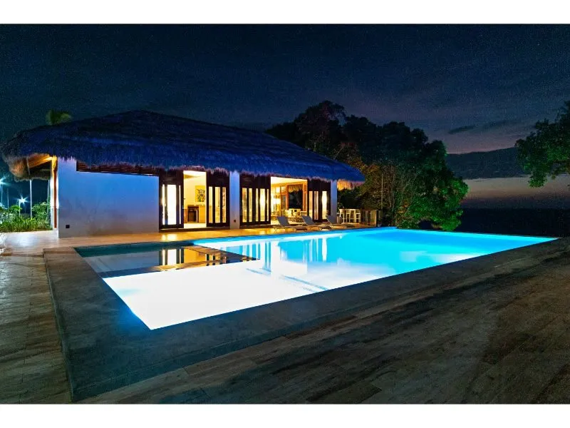image of elegant dining area (for an italian restaurant)