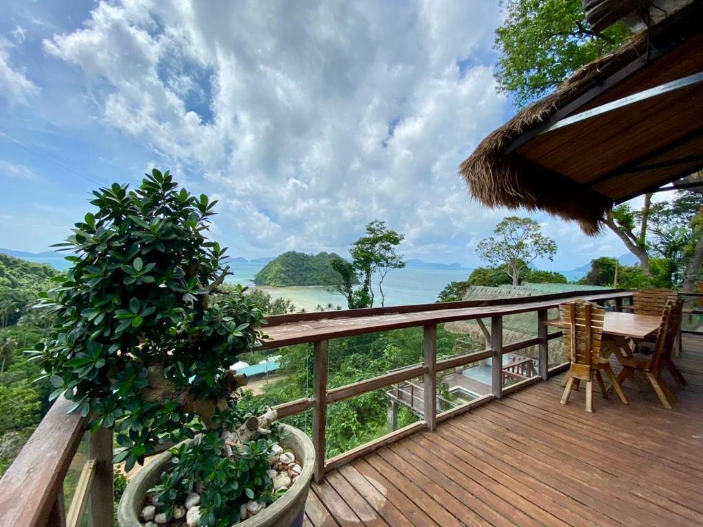 image of company headquarters (for a trucking company)