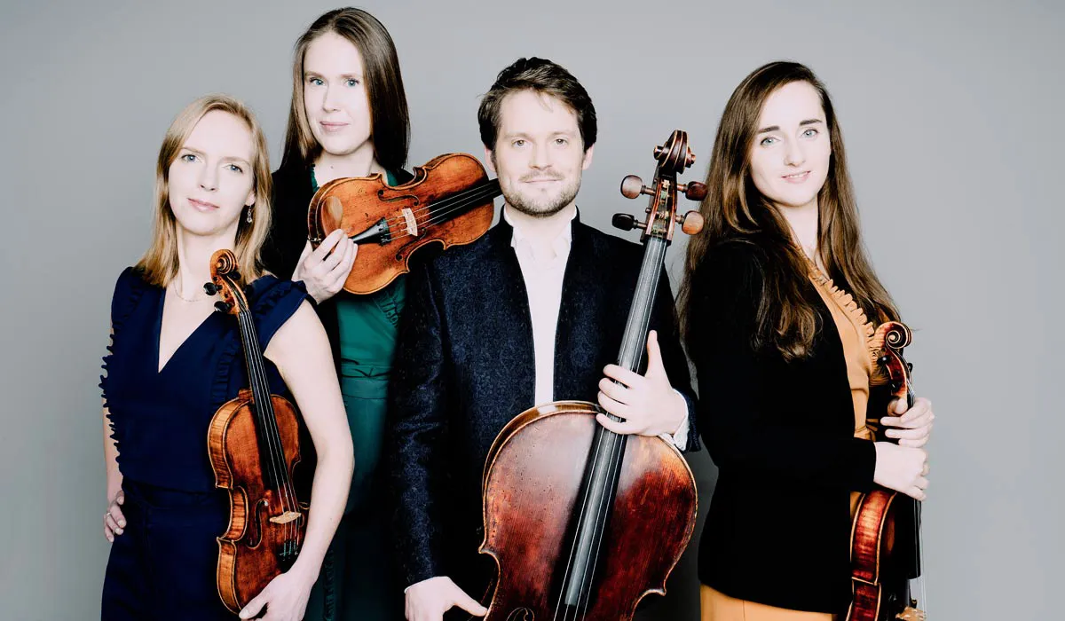 Dudok Quartet Amsterdam, Olga Pashchenko & Simone van der Giessen