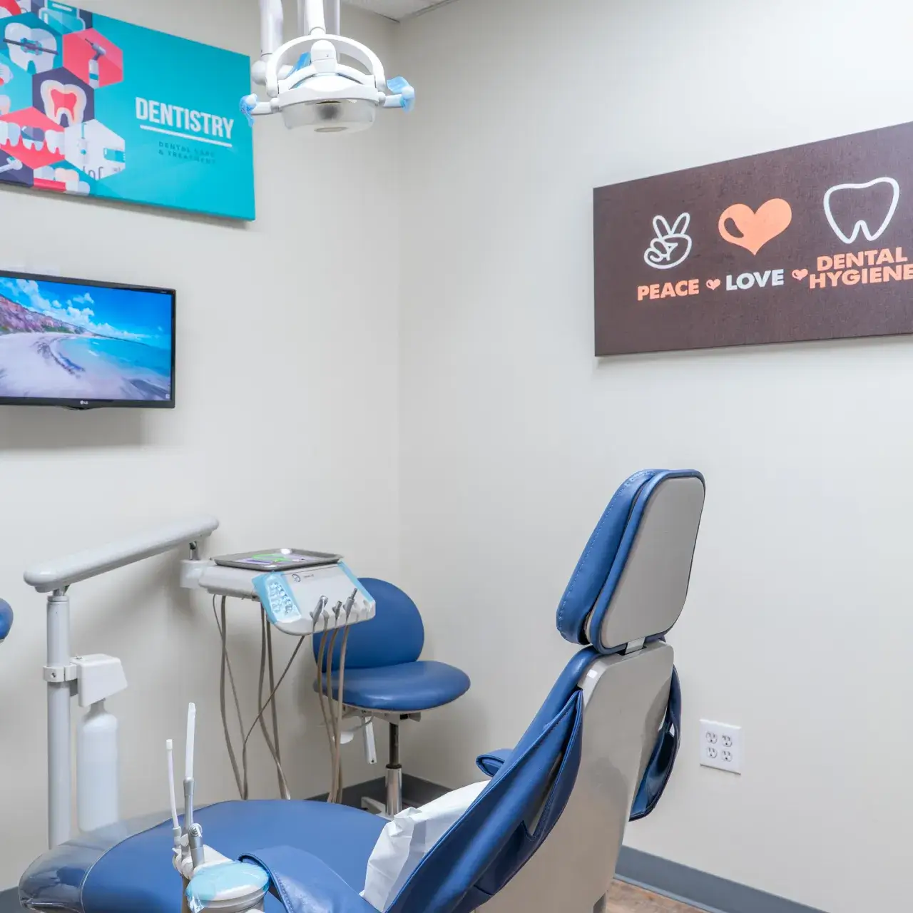 Dental Clinic Room of Fruitland Park Dentistry in Fruitland Park, FL