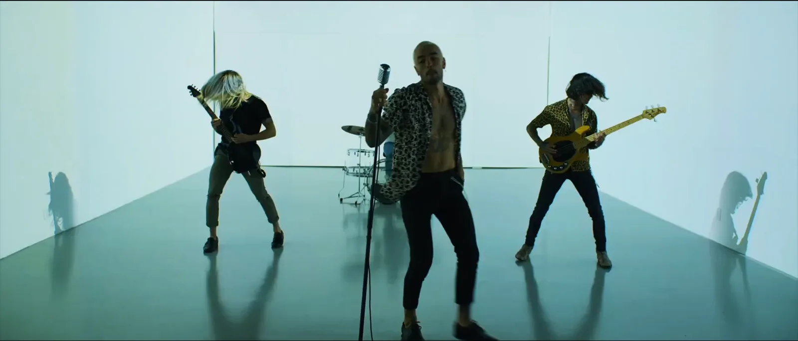 SUPERGOOD Dip Dip music video shot at LUME Studios