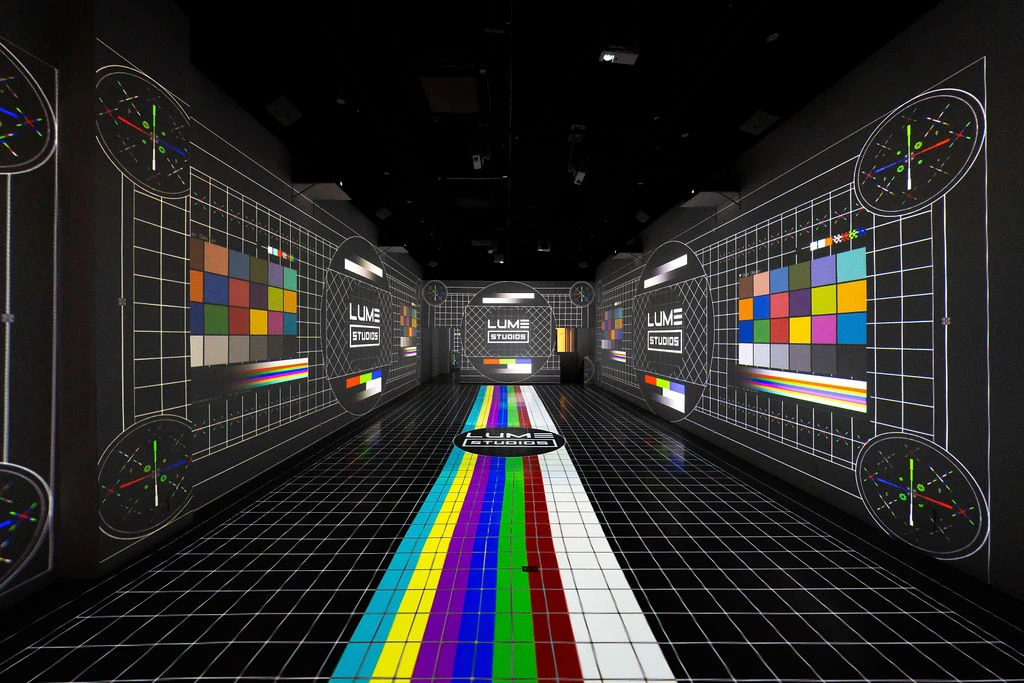 Immersive projection hall wide view NYC