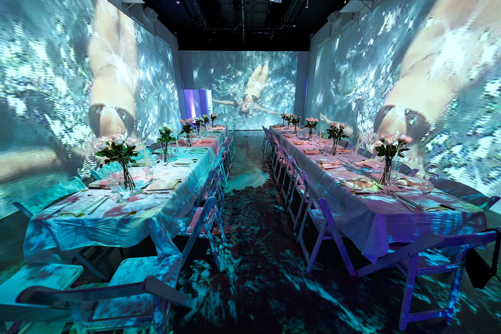 Immersive underwater dinner environment at LUME Studios
