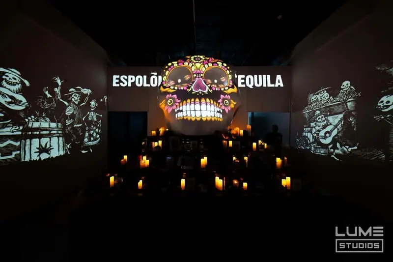 Espolòn Día de los Muertos projection takeover in the Immersive Studio