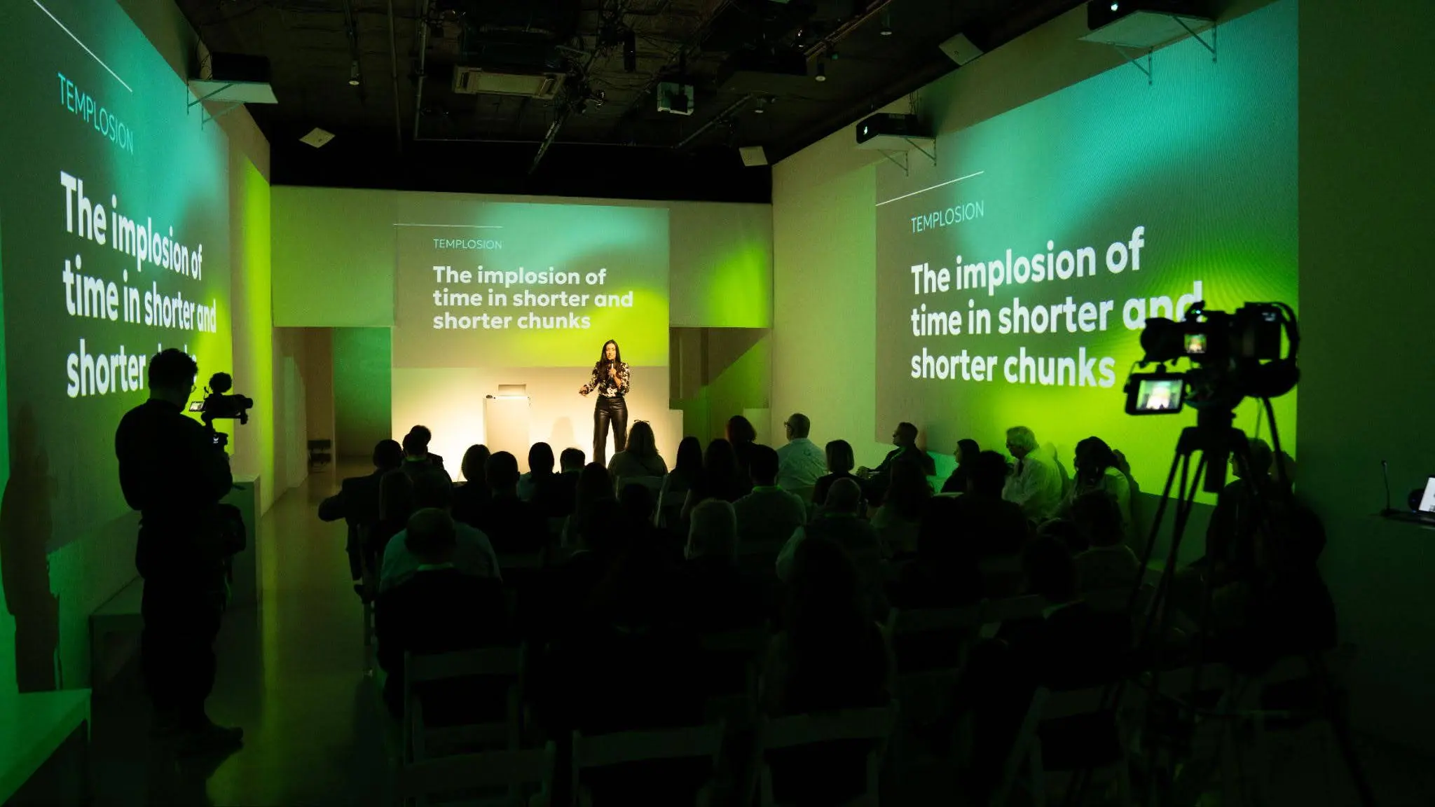 Keynote presentation with 360° projected stage backdrop in the Immersive Studio