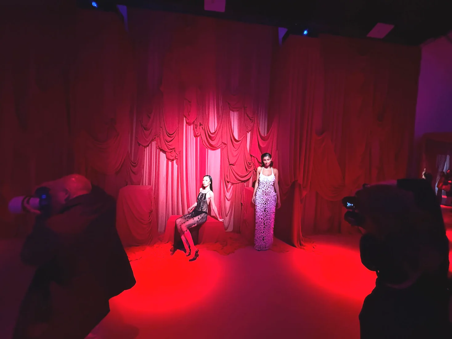HILA SS27 presentation at LUME Studios, guests red room