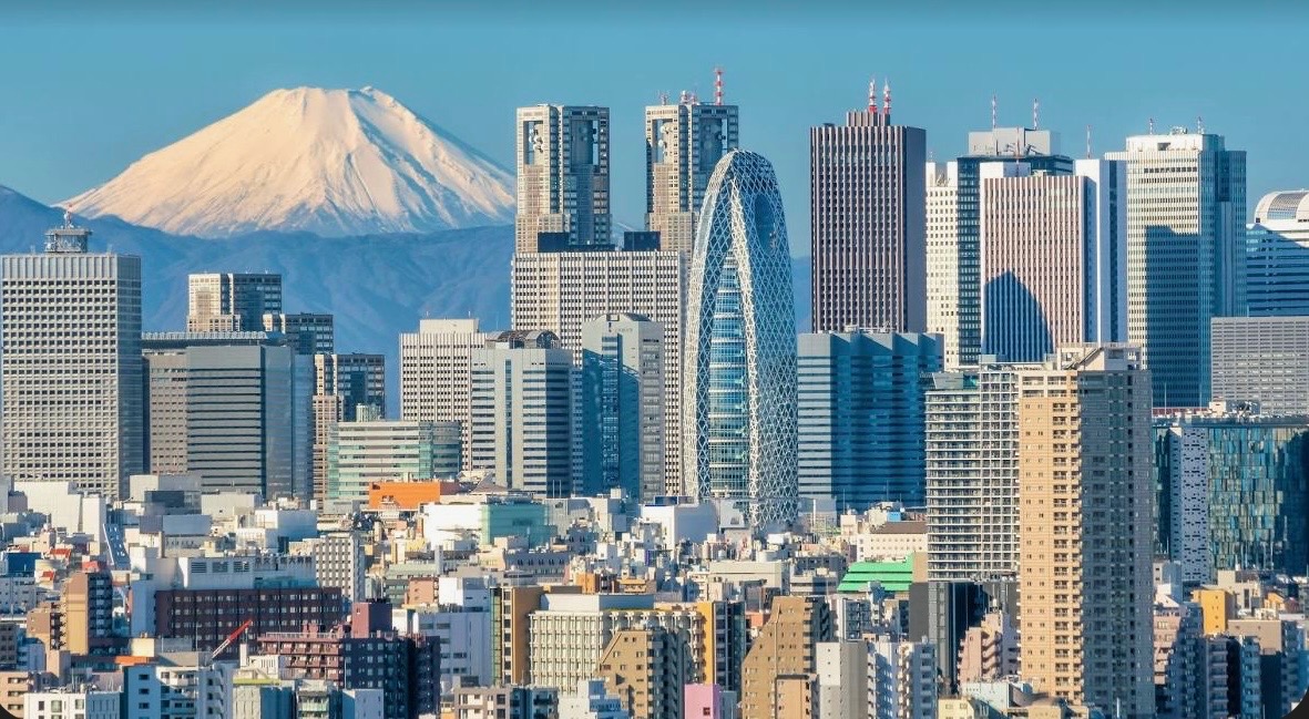 image of event at cafe