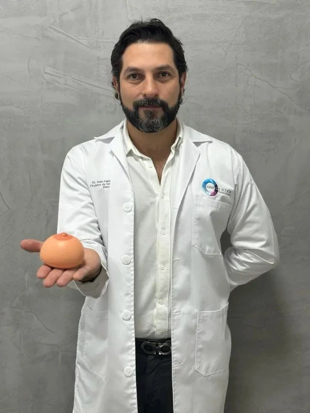 Dr. Juan Pablo Molina Jiménez — Mastólogo Cirujano de Mama