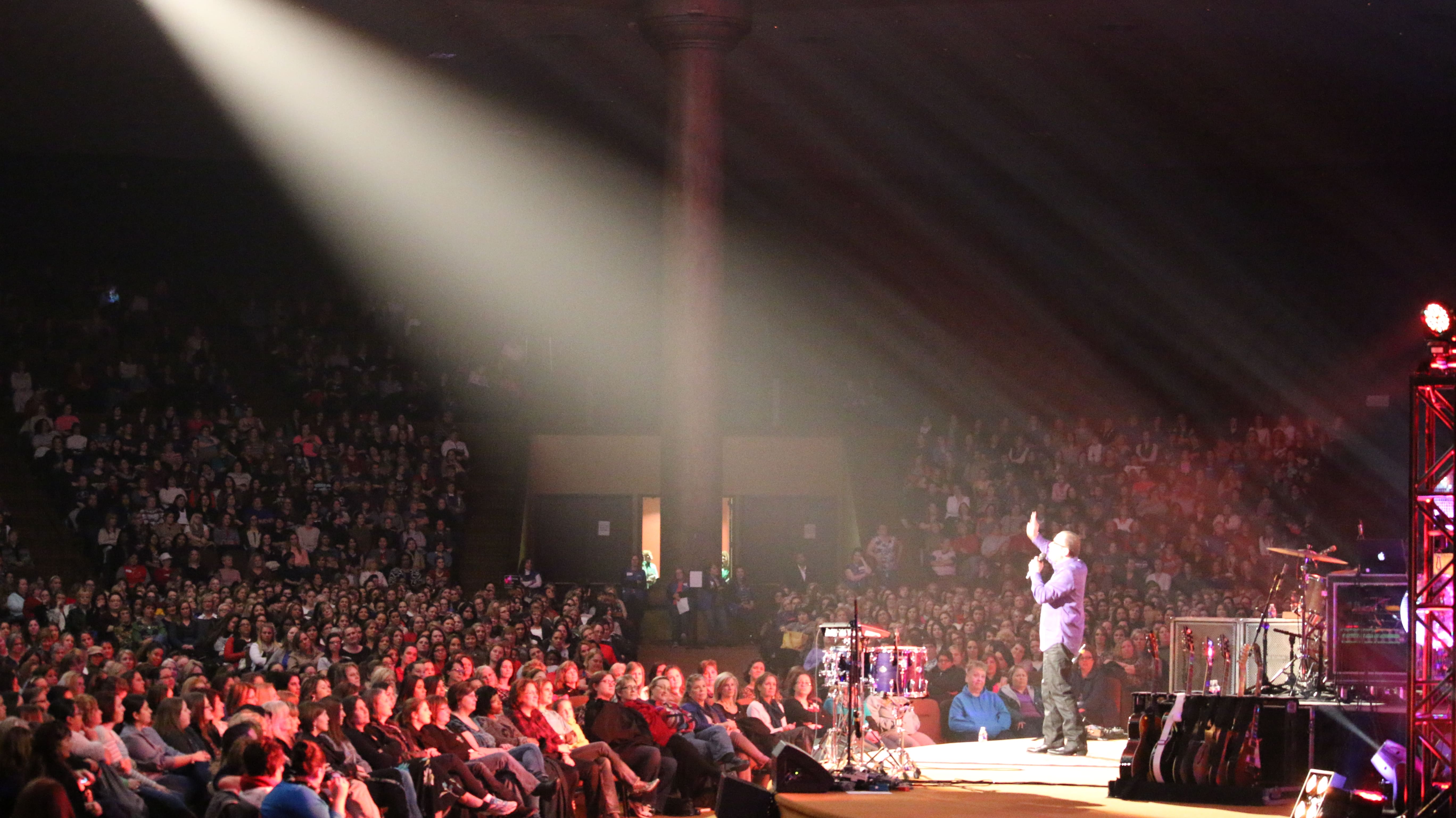 Wide stage shot from a Nazareth live standup comedy performance
