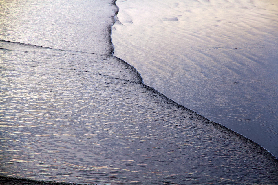 tide over sand