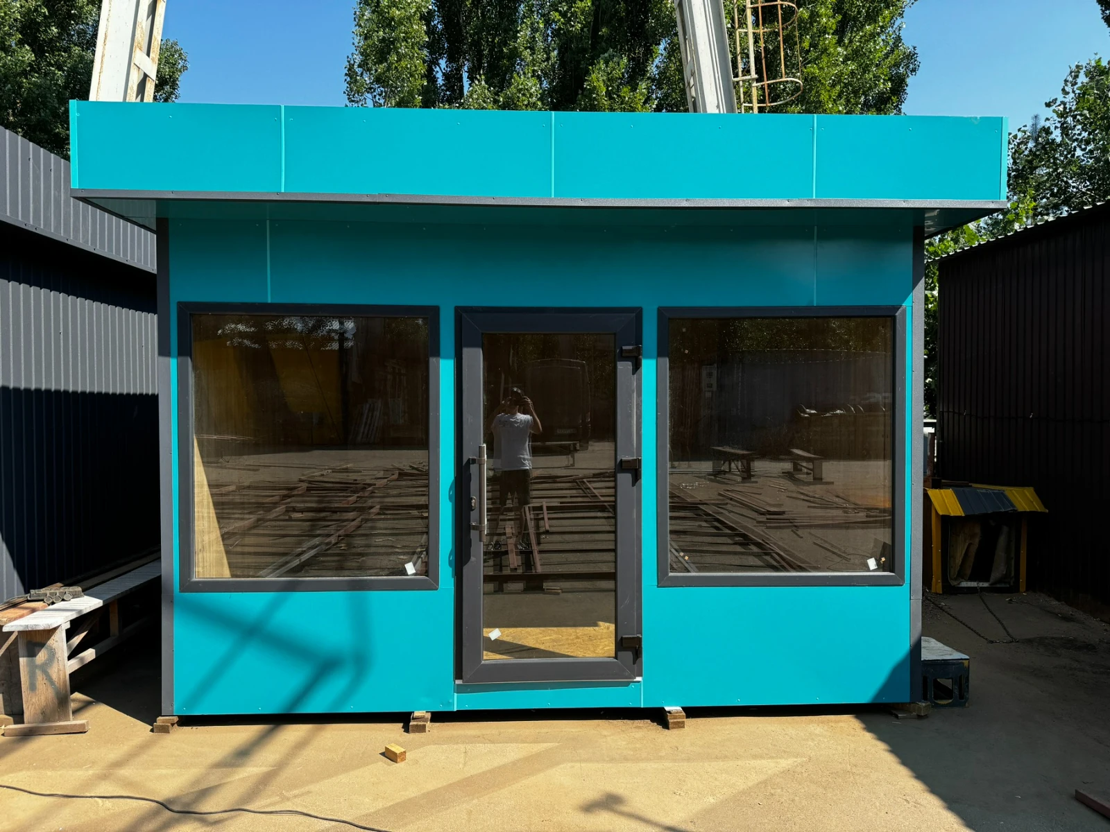 7.2 ModulGroup придбати модульну кав'ярню