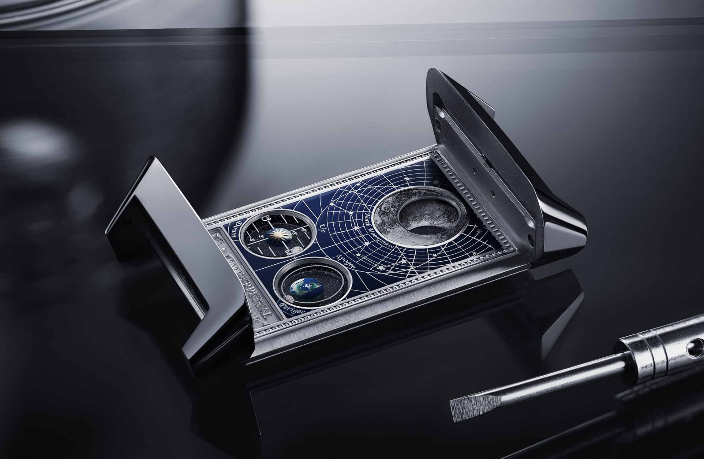 Reverso Quadriptyque astronomical dial open case