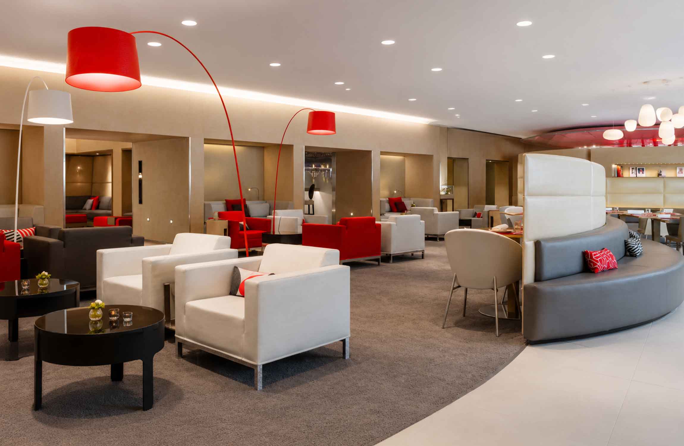 Elegant interior of the Air France La Première Lounge at Paris Charles de Gaulle Airport, featuring contemporary French design, premium seating and exclusive first-class hospitality.