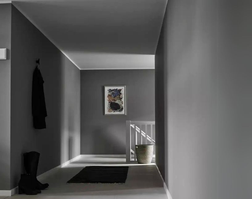 Světlovod VELUX připravený k instalaci. Součást podkrovní rekonstrukce. Řešení pro prosvětlení podkroví.