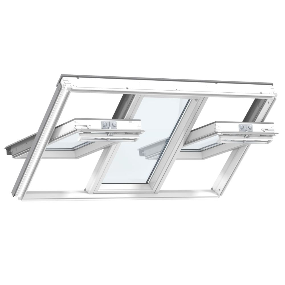 Model sestavy tří střešních oken VELUX 3v1. Součást podkrovní rekonstrukce. Řešení pro prosvětlení podkroví.