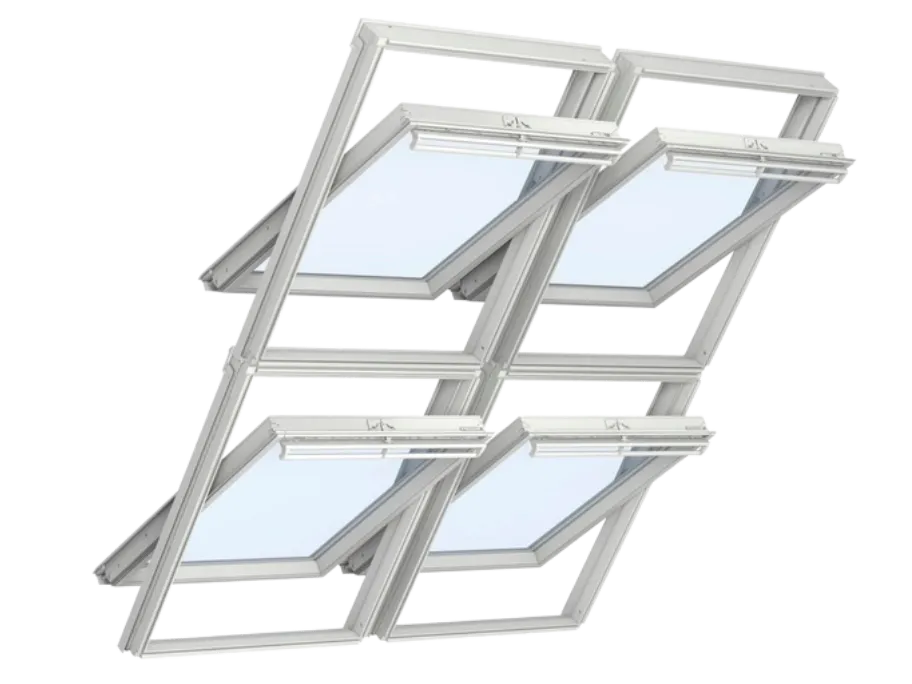 Sestava čtyř střešních oken VELUX vedle sebe. Řešení pro prosvětlení podkroví. Instalace prováděná proškoleným technikem.