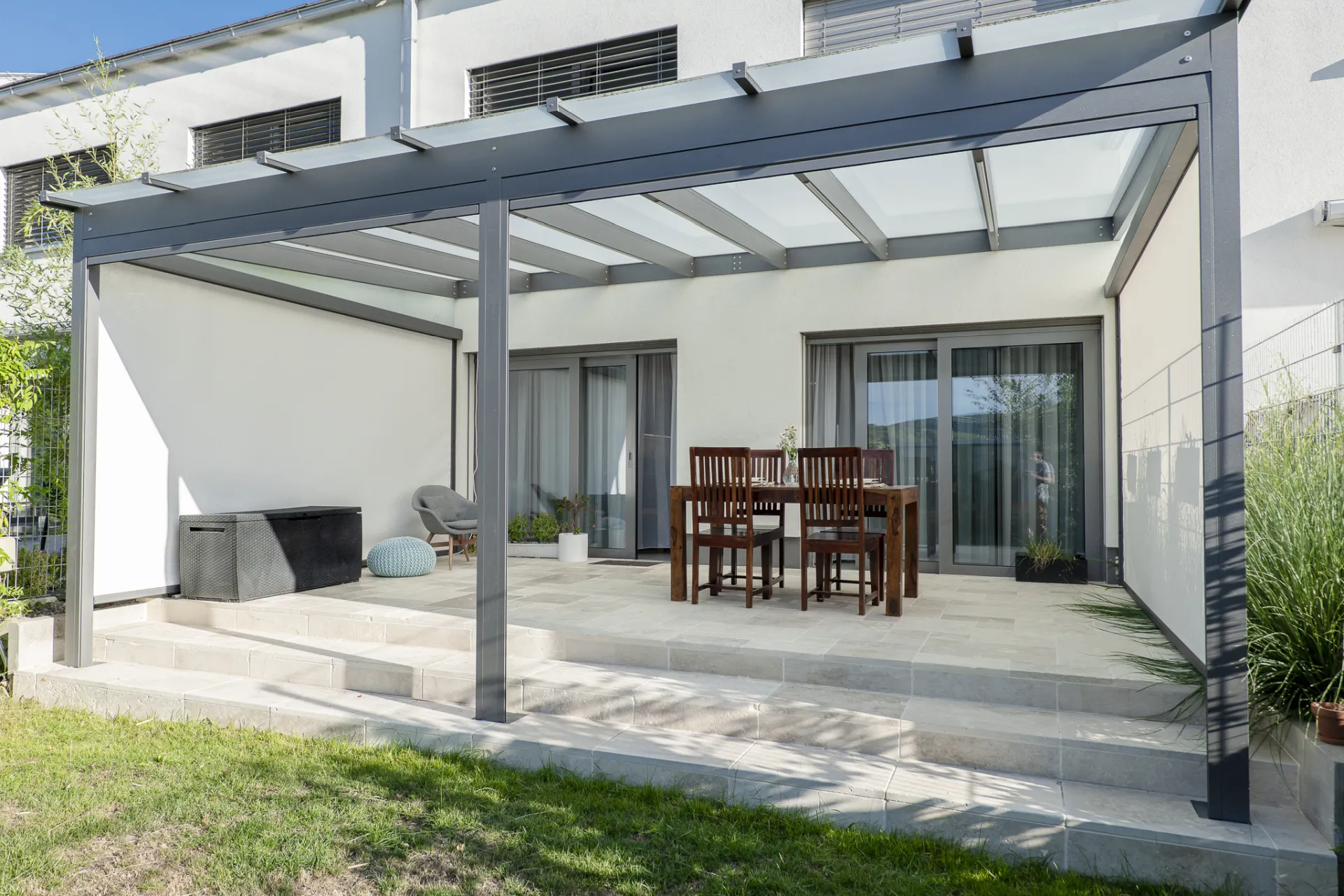 Skleněná pergola GLASETTI s hliníkovou konstrukcí. Model z nabídky firmy Šenk PSO.