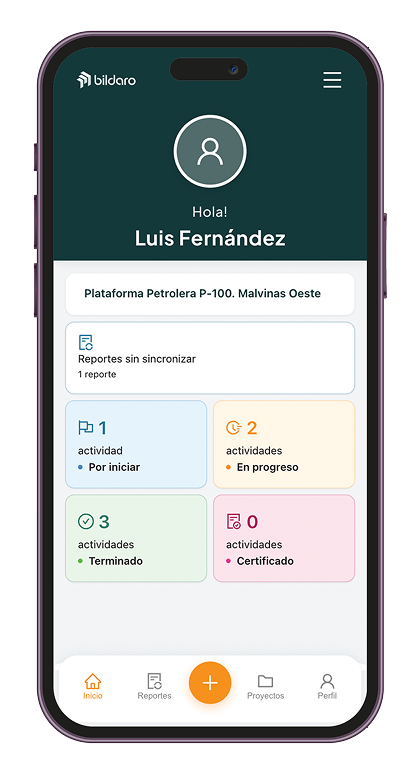 Pantalla de aplicación en un teléfono que muestra tareas de construcción como excavación manual, vaciado de zapatas y armado de hierro con opciones para iniciar tareas y cargar reportes.