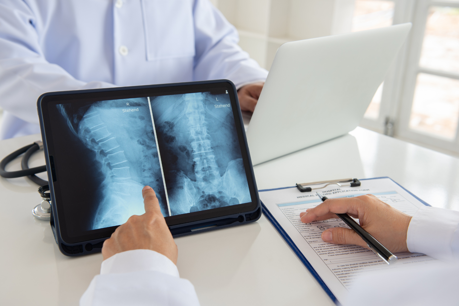 Lumbar Canal Stenosis: Symptoms & Treatment Options