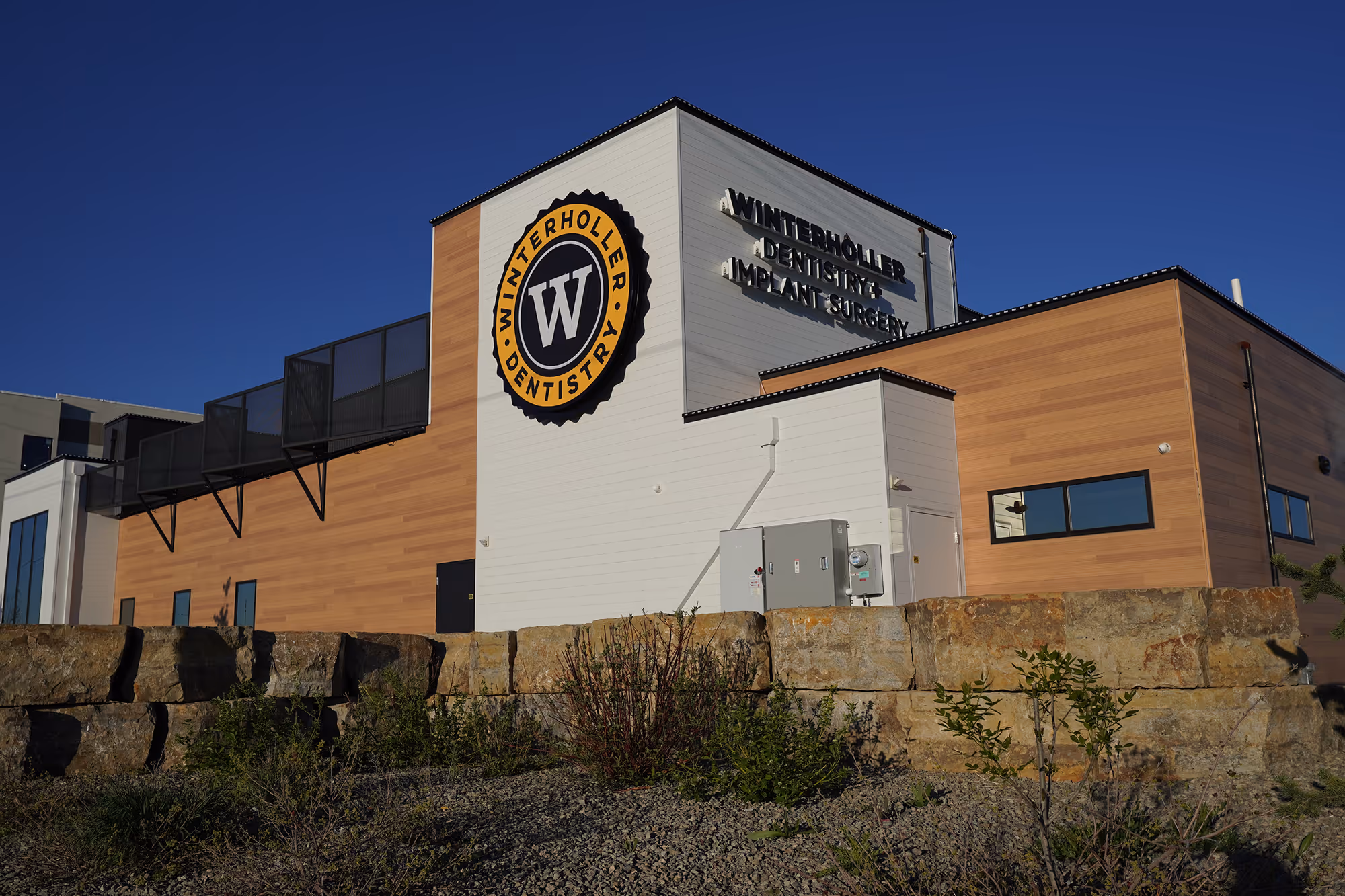 A building with a sign on the side of it.