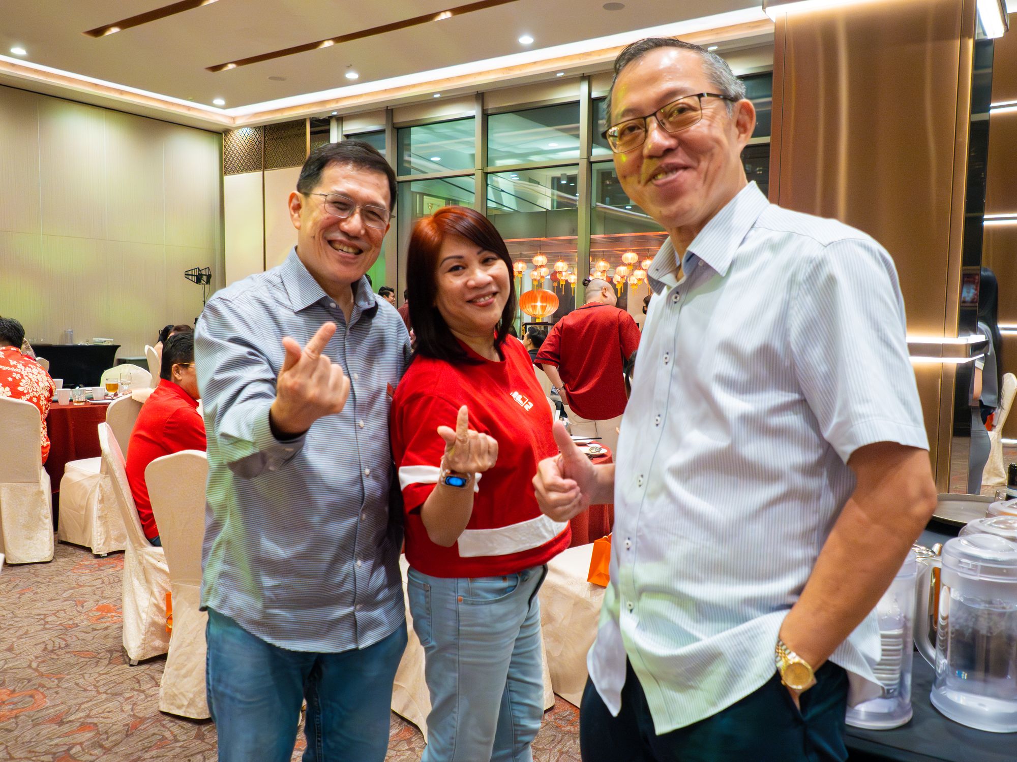 Guests strike a pose during the dinner