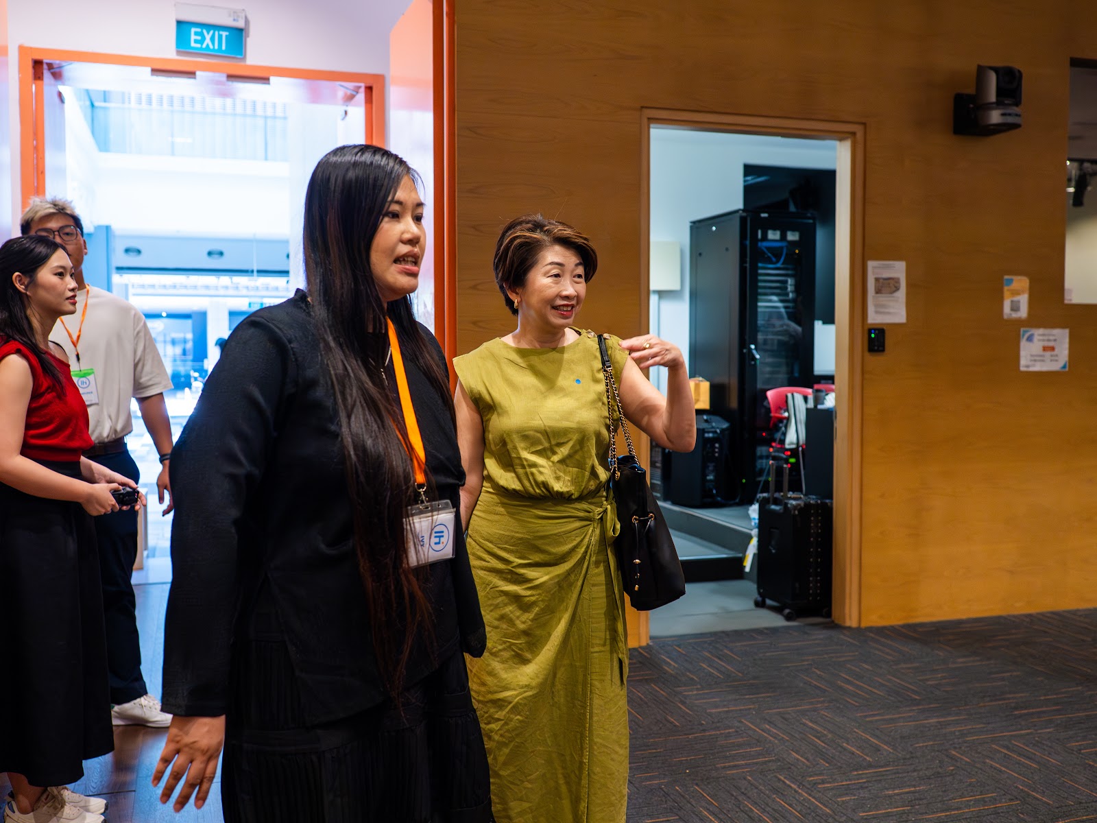 Guests arriving at Lifelong Learning Institute for the masterclass