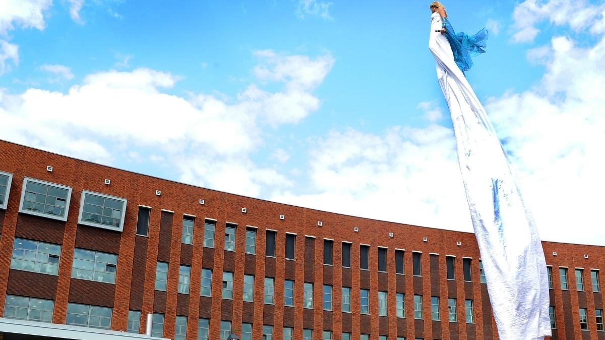 Live Impact - Opening bedrijf