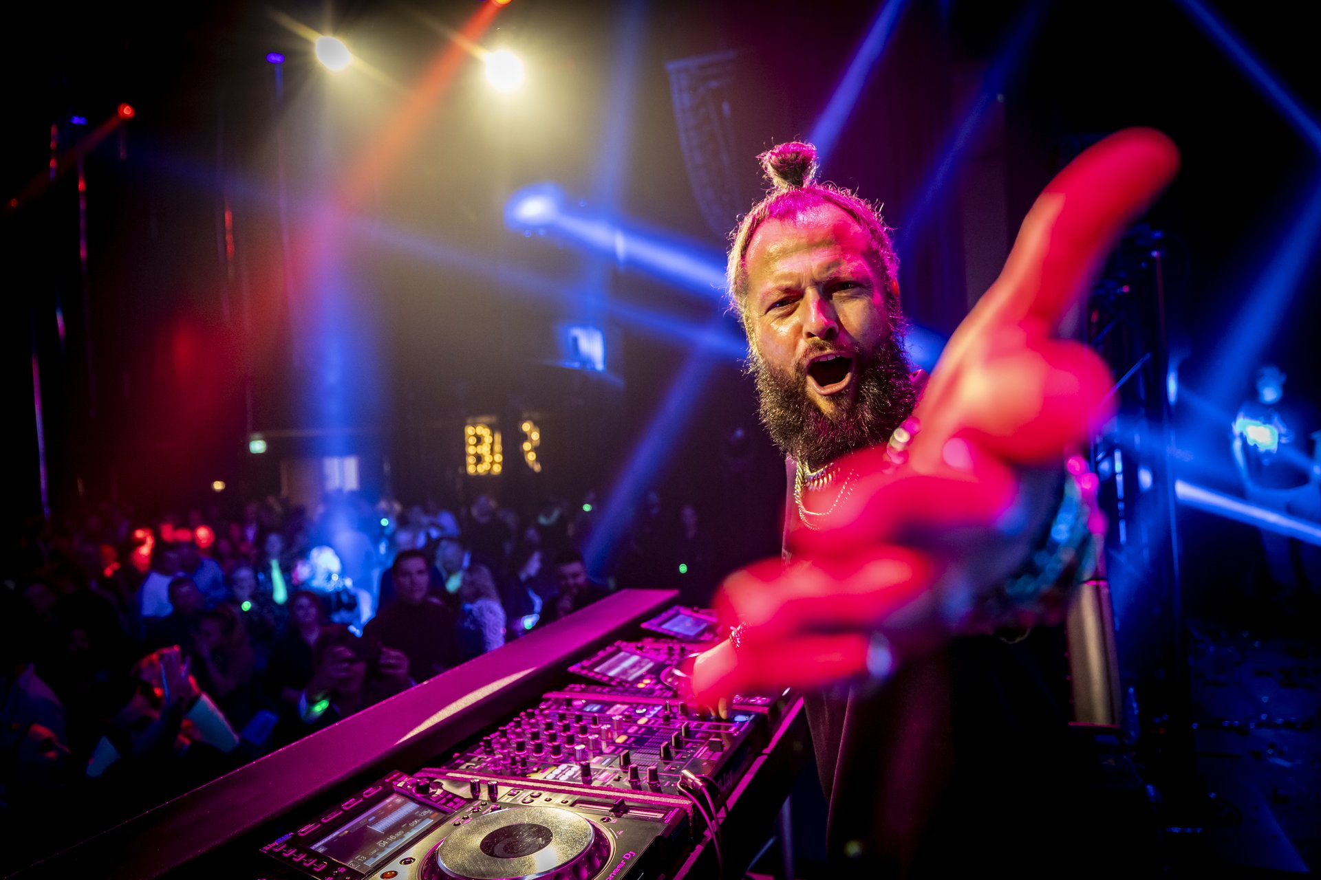 Live Impact - Kick-off