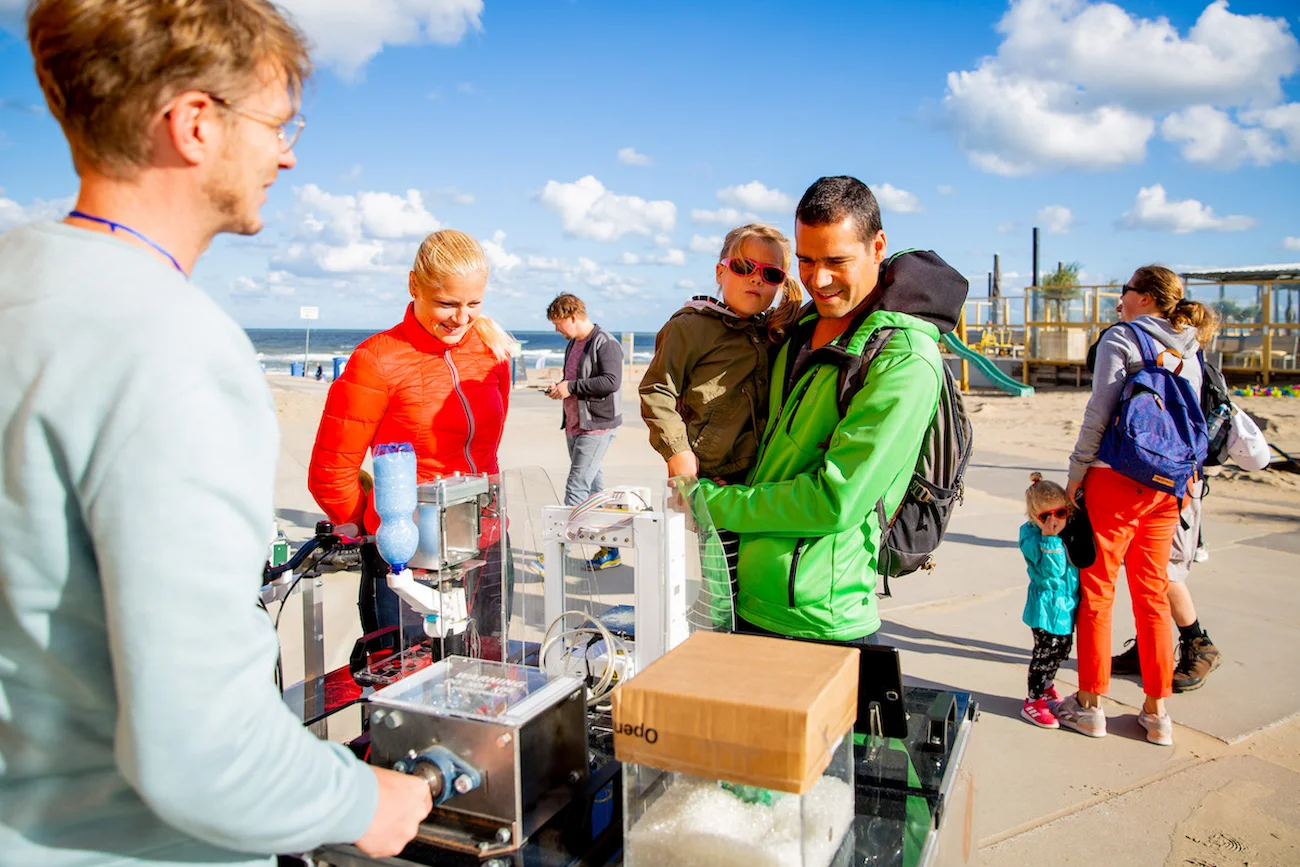 Boskalis Beach Cleanup — sfeerbeeld 12 | Live Impact