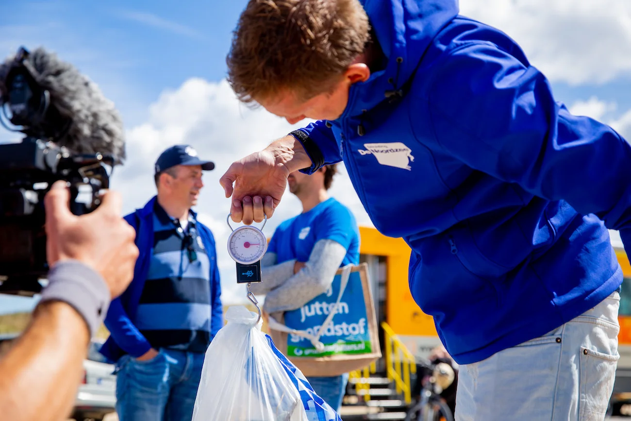 Boskalis Beach Cleanup — sfeerbeeld 2 | Live Impact
