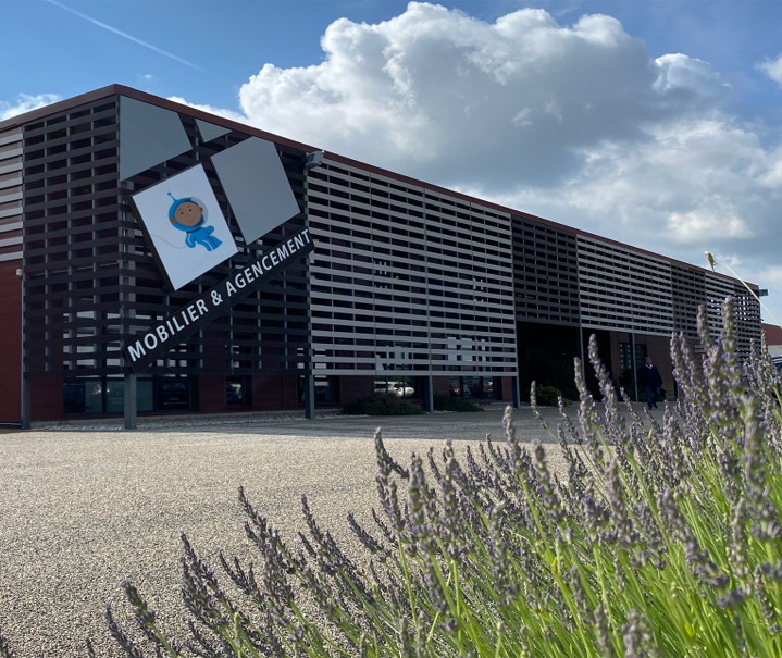 Site industriel Structa Valence production agencement petite série