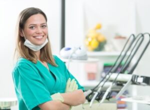 8 Reasons To Visit a Dental Hygienist