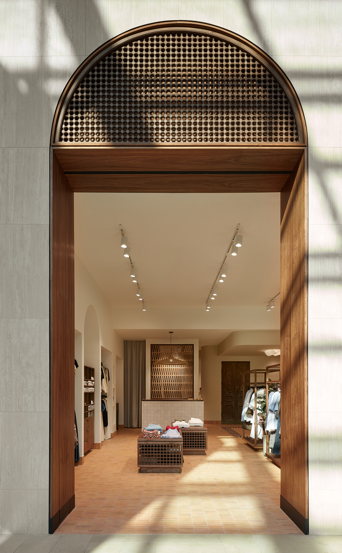 image of safety hazard identification (for a home inspector)