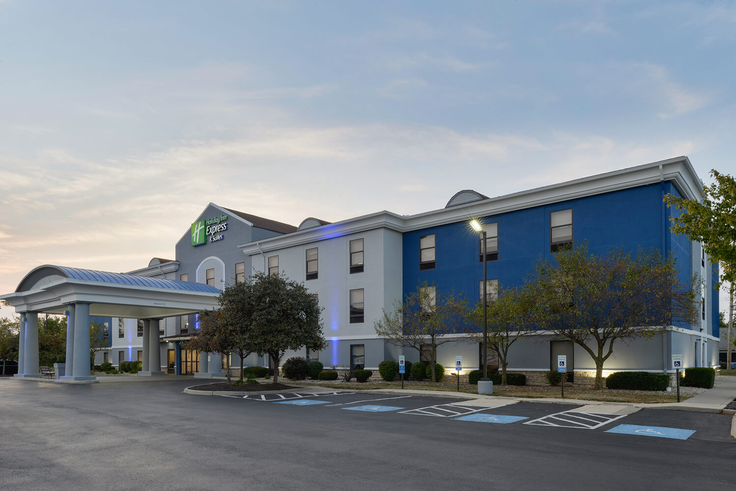 Holiday Inn Express & Suites Marysville
