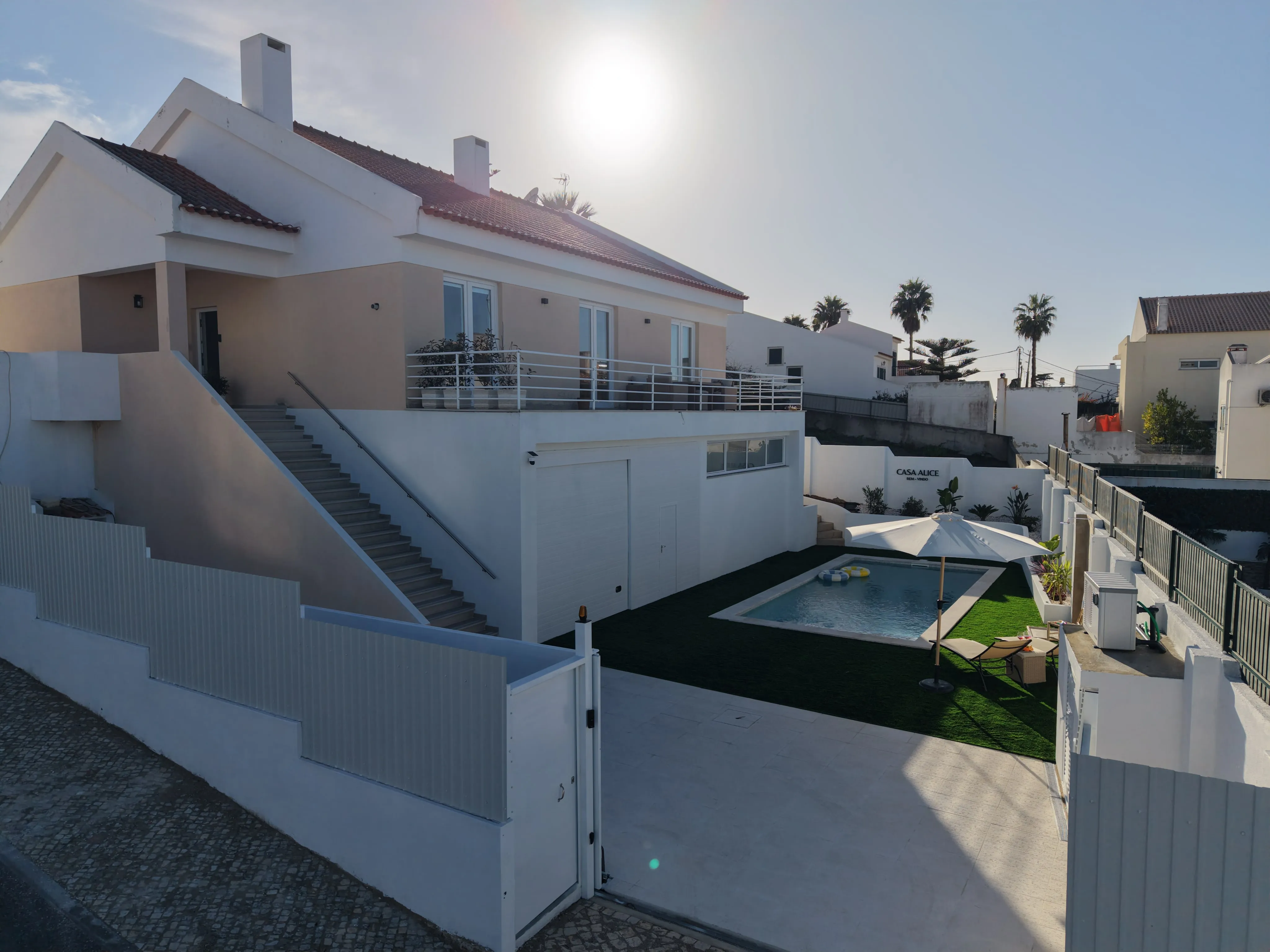 Italian cottage between the vineyards