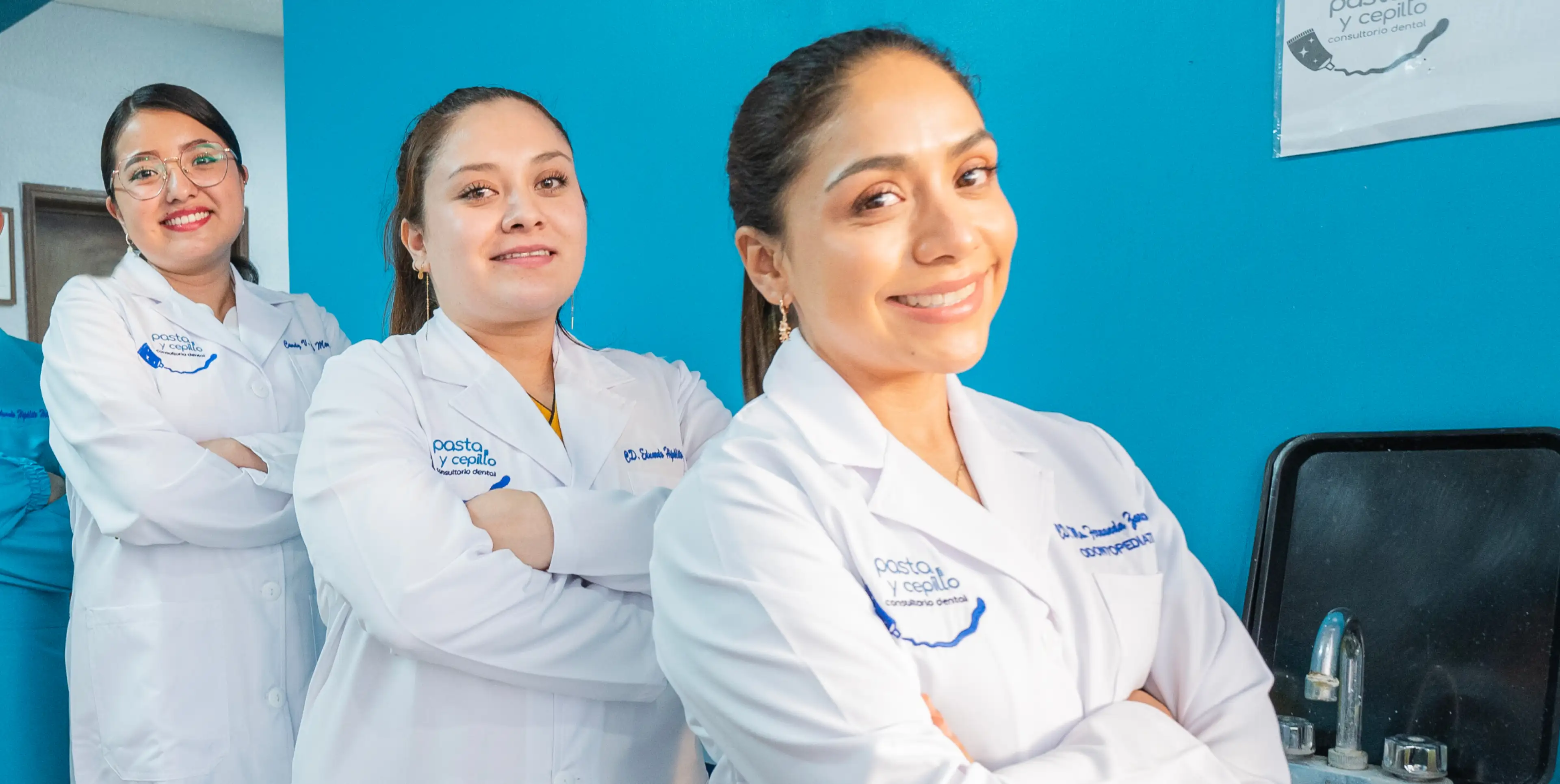 CONOCE A TUS DENTISTAS ESPECIALIZADOS EN EL CUIDADO DE LA SALUD DE TU BOCA EN LA CIUDAD DE MEXICO