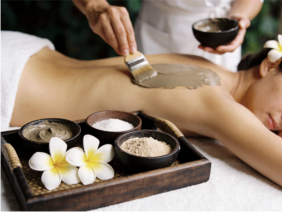 [team] image of teamwork in the studio (for a graphic design studio)