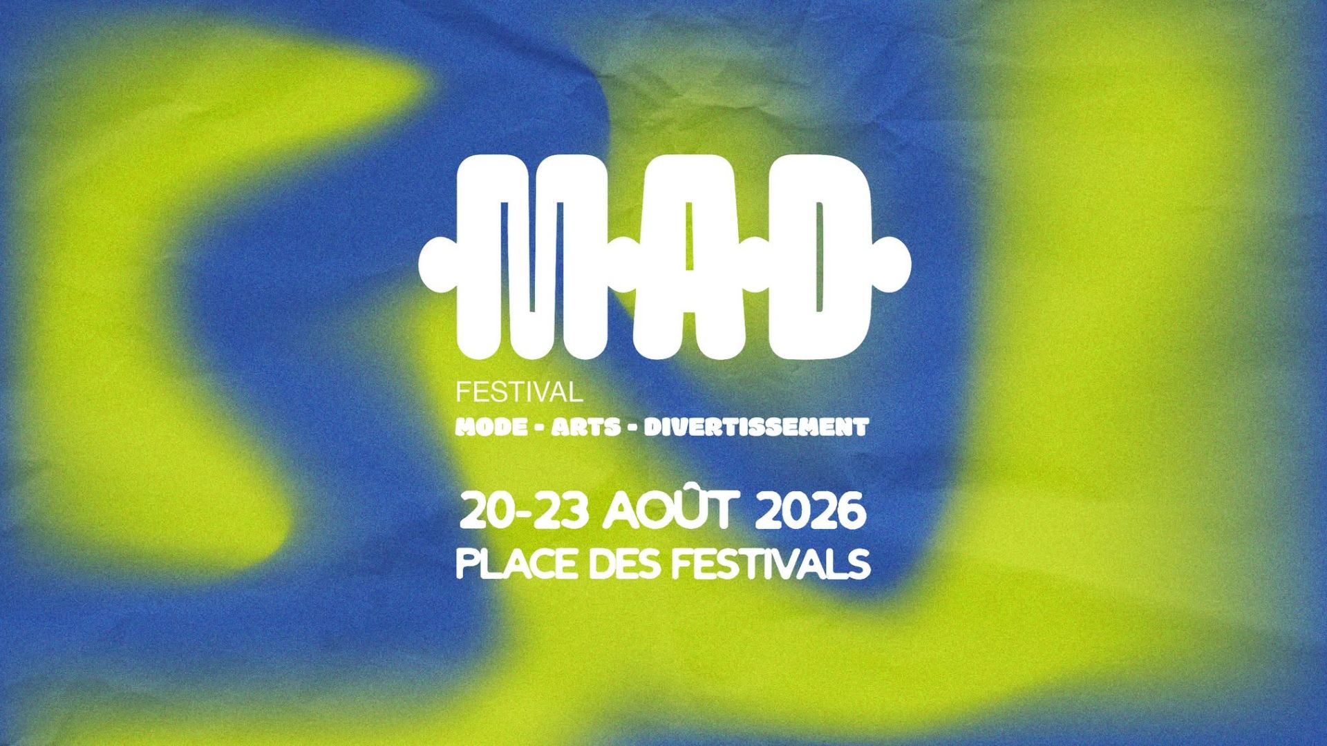 Performeurs sur la scène Place des Festivals lors d'une édition précédente du MAD Festival à Montréal