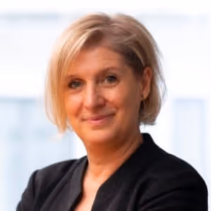 A photograph of Dianne Skurray