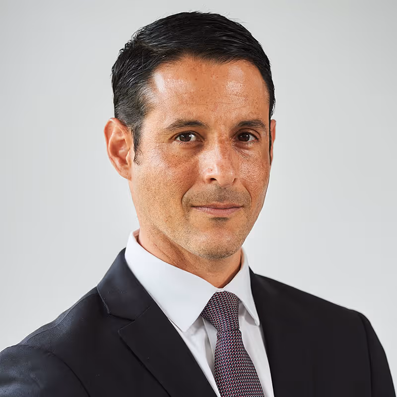 A photograph of Mauricio Villeda Jr