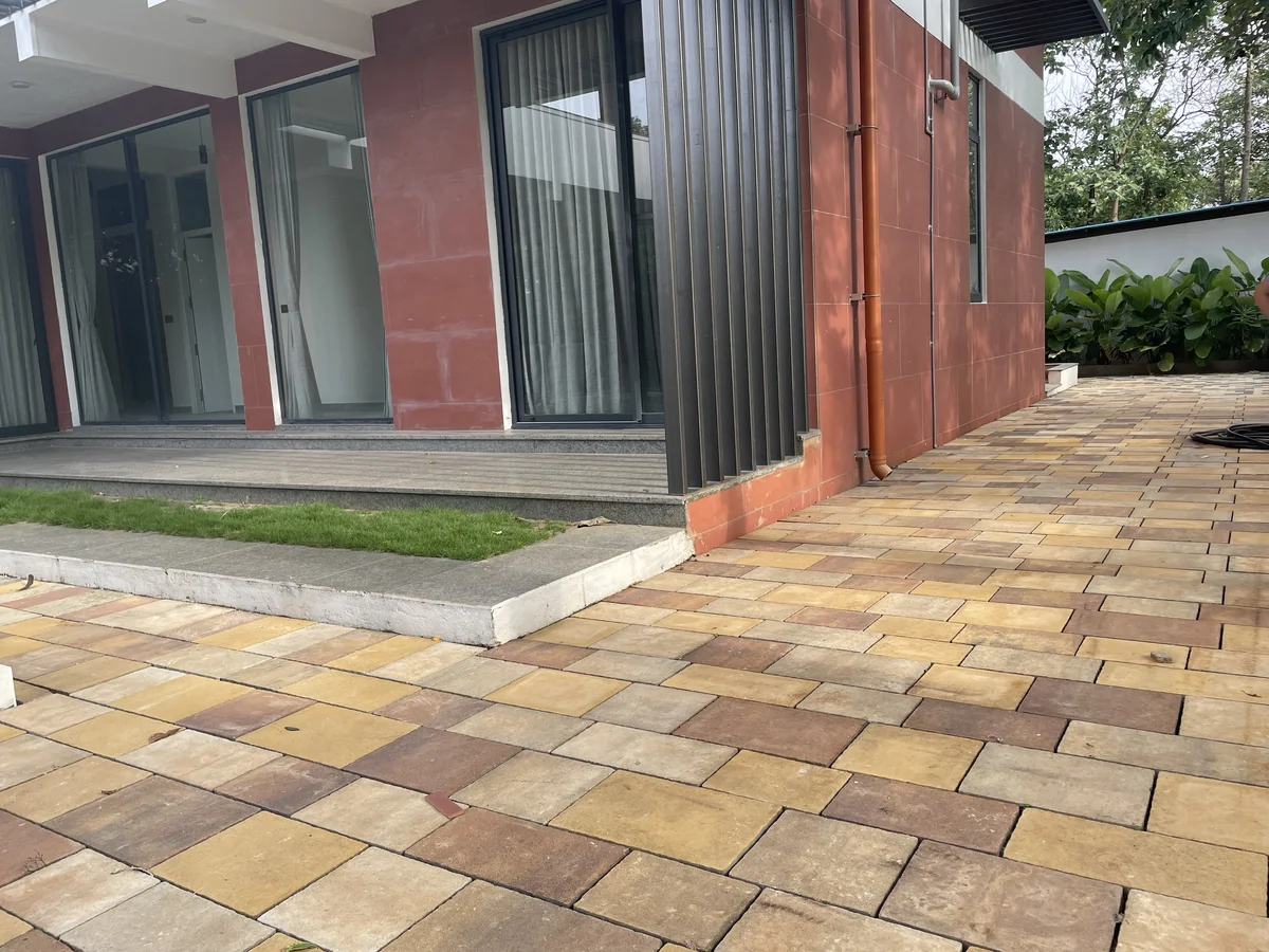Tivoli & Rosa Cometa installed at Gokul Farm House, Bengaluru